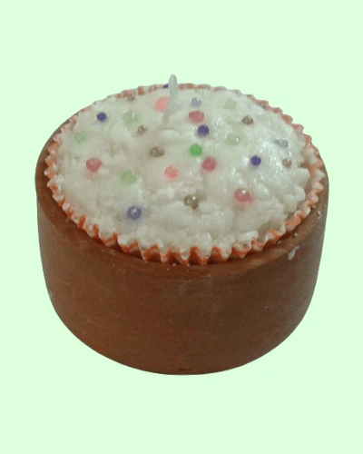 Aromatic Cup Cake Candle